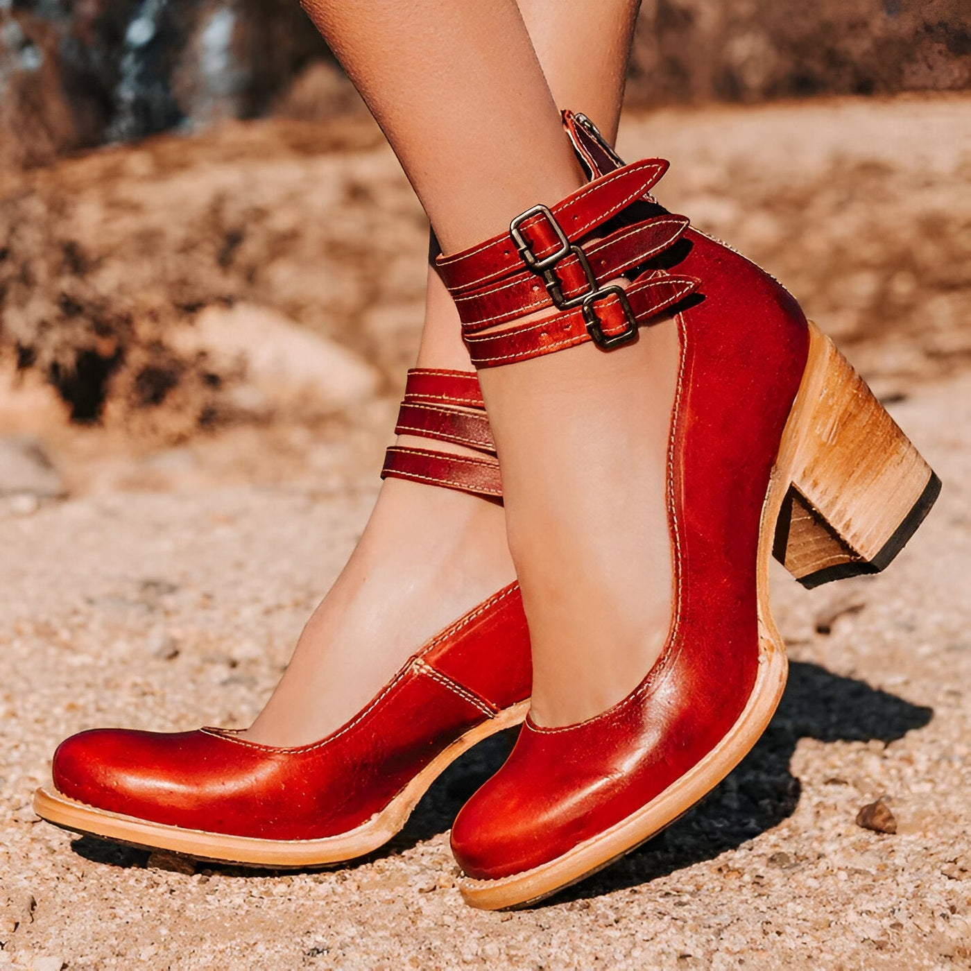 Kira | Zeitlose Vintage-Pumps – Erhebe jeden Schritt