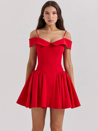 Karli - Schmeichelndes Abendkleid mit fallenden Schultern