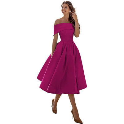Elegantes schulterfreies Abendkleid