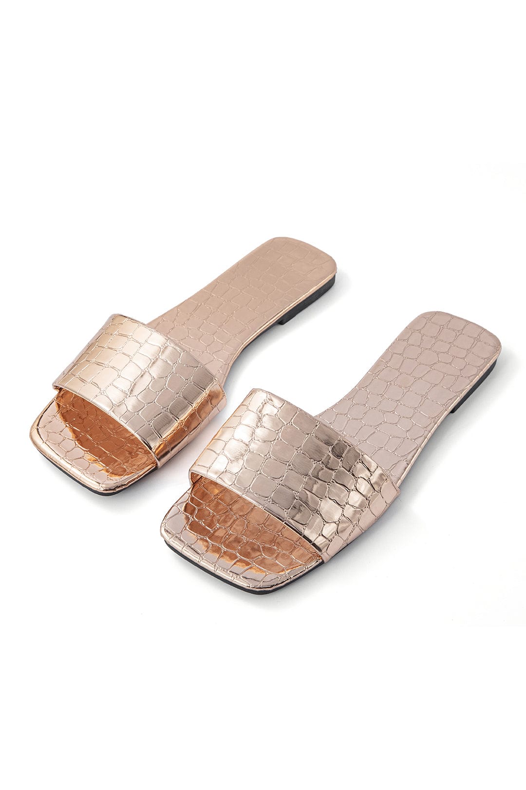 Elegante Metallic-Slides mit Krokodilleder-Prägung