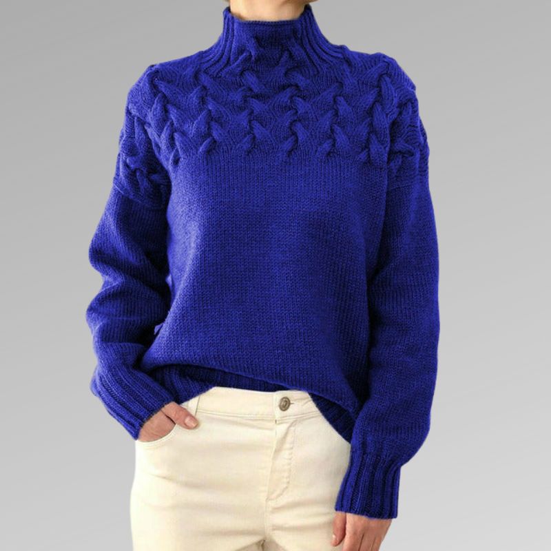 Rollkragenpullover mit Twist-Details – Elegante Wärme mit moderner Raffinesse