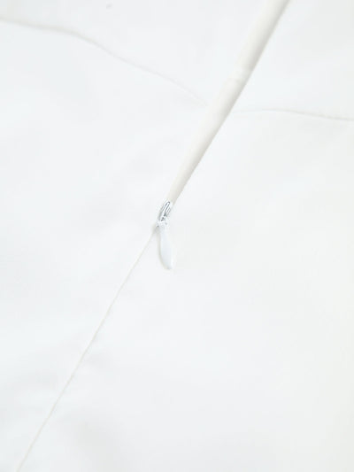 Zeitloses Quadratausschnittkleid