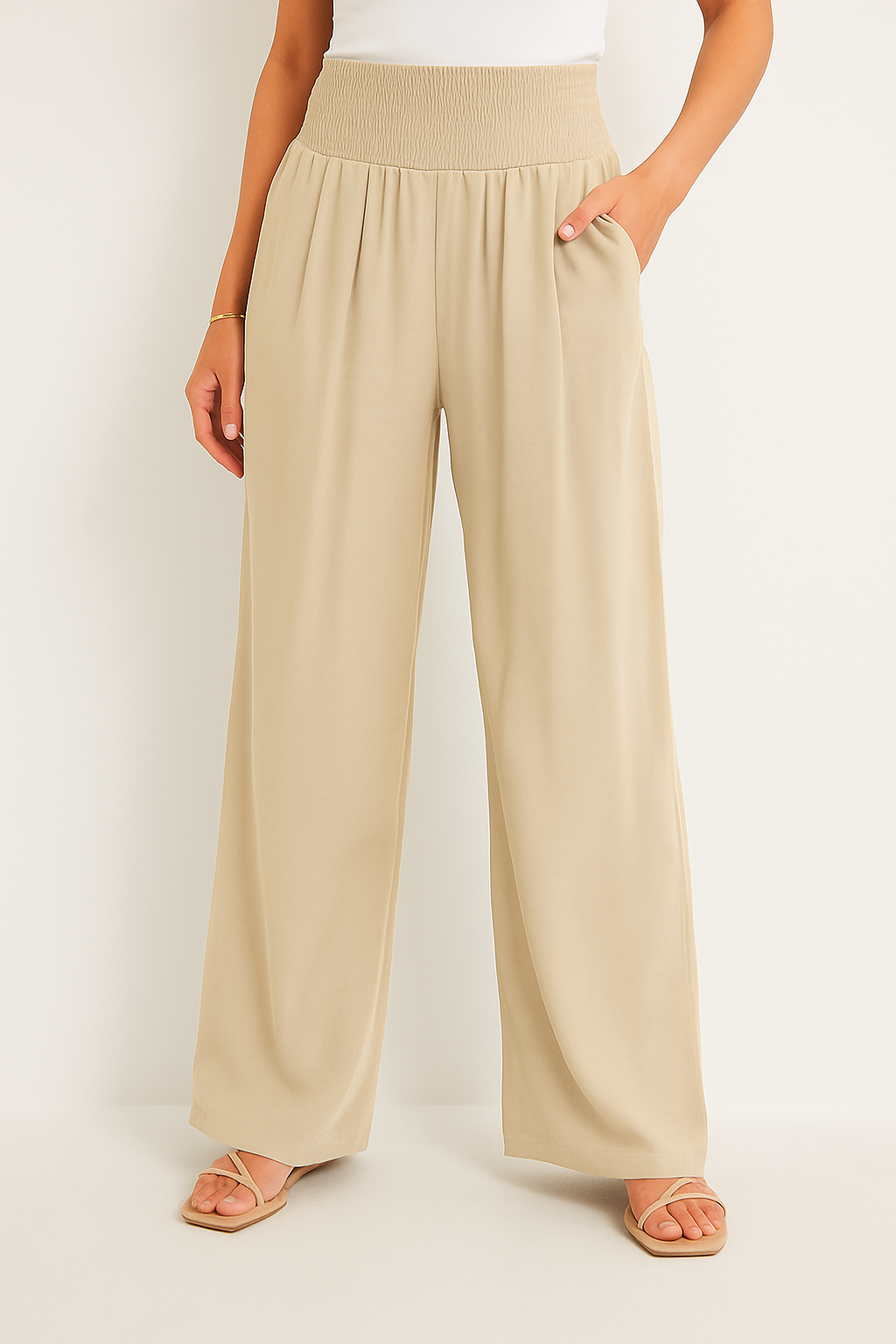 Weite Hose mit elastischem Bund