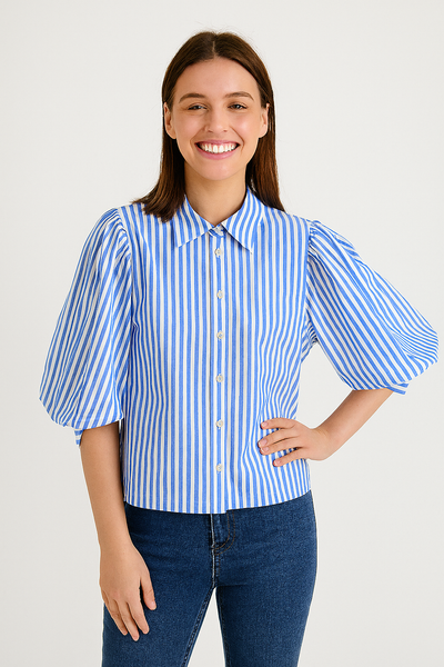 Modische Puffärmelbluse