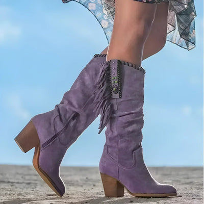 Fransige Cowboystiefel mit Boho-Charme