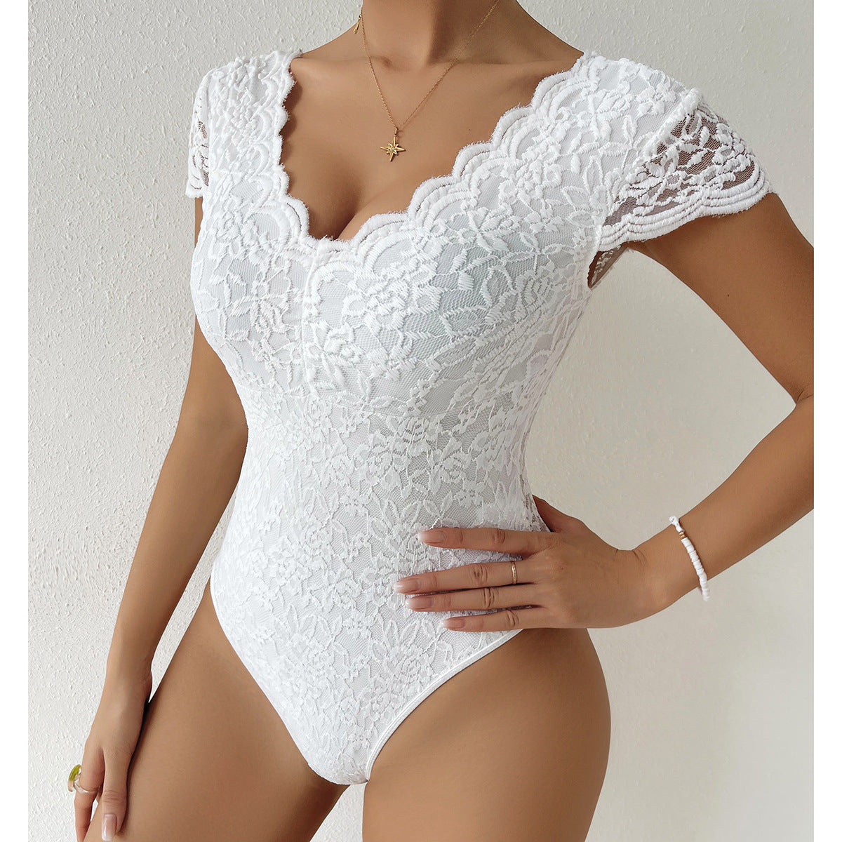 Damen Bodysuits Mit Spitze Und V Ausschnitt | Schick