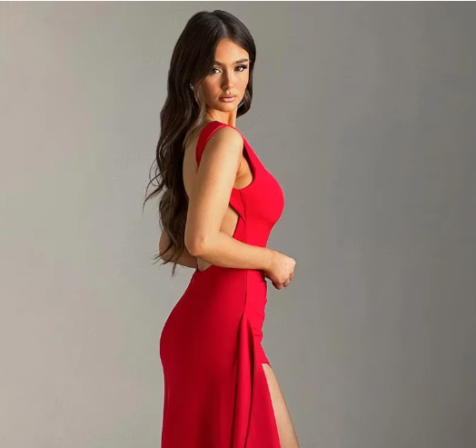 Victoria - Schmeichelndes Kleid mit hohem Schlitz