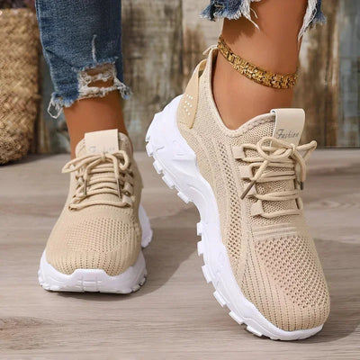 Damen Sneaker mit Strickdesign und verstärkter Sohle