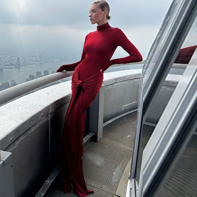 Monet - Elegantes Maxikleid mit Stehkragen und langen Ärmeln
