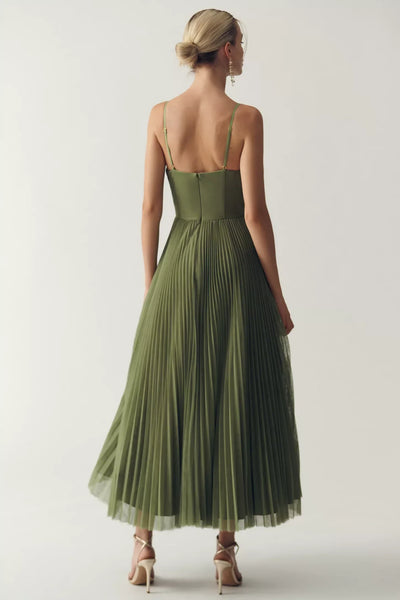 Olivia Kleid mit offenem Rücken | Grün