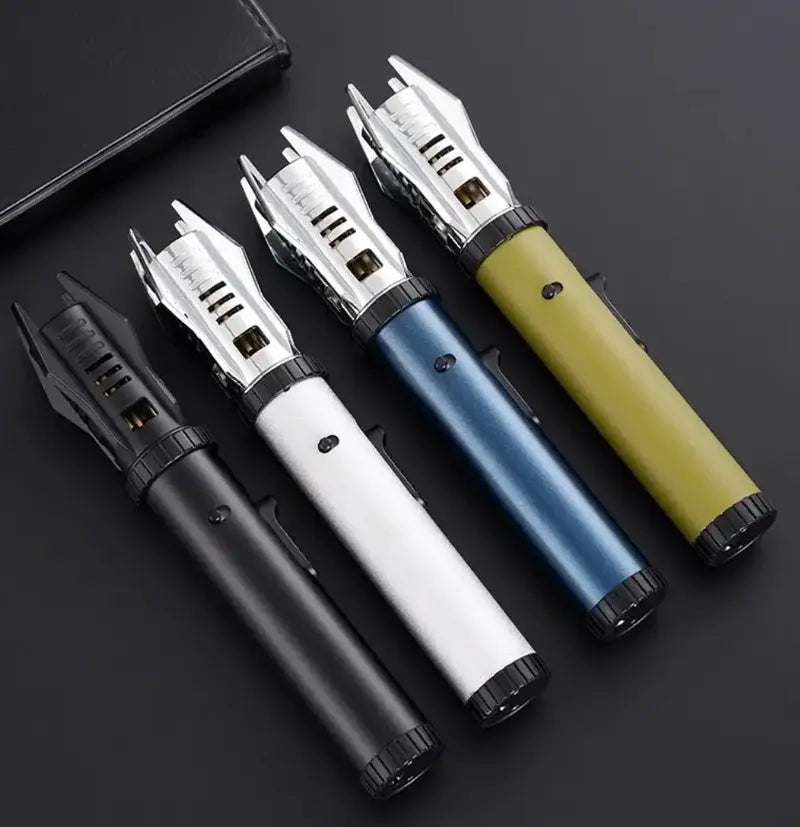 TurboFlamme™ Sturmfeuerzeug | Winddicht & Einstellbare Flamme | Outdoor & Grillanzünder