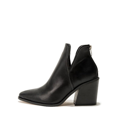 Amelia - Retro Kunstleder spitze Zehe Kerbe Chunky Heel Ankle Stiefel