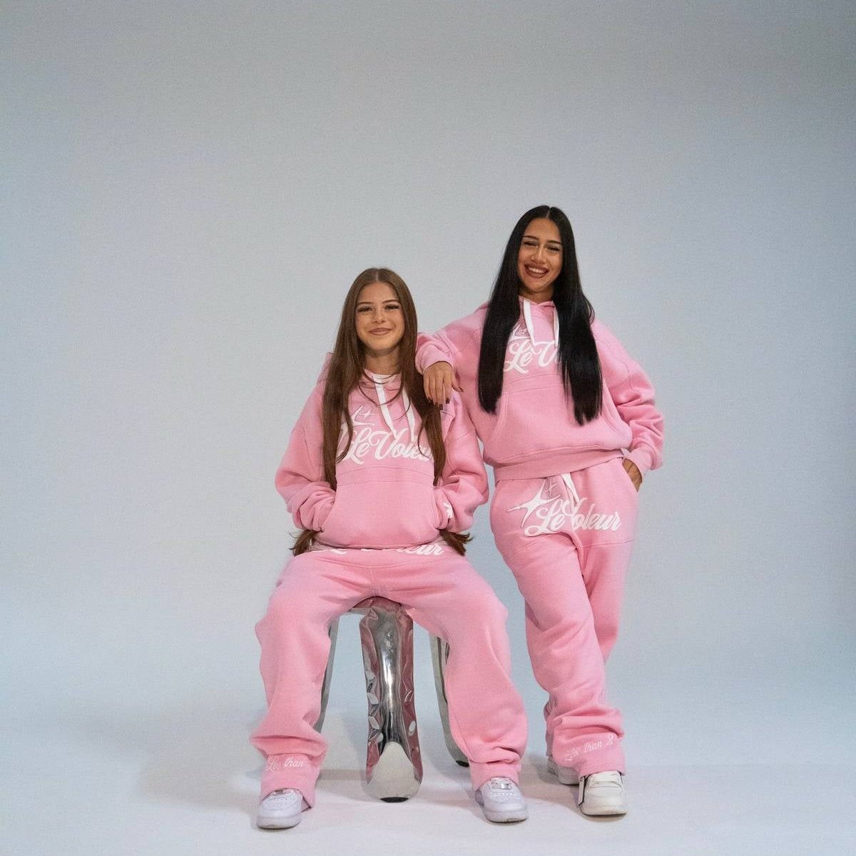 LT2 Unisex Hoodie und Jogginghosen Set