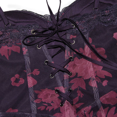 Daphne - Maxikleid mit Vintage-Blumenmuster, Mesh-Panels und geschnürtem Rückenteil