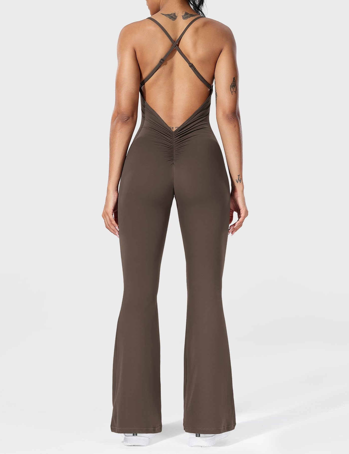 Serafina | Backless Flare Jumpsuit mit verstellbaren Trägern